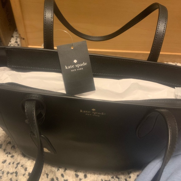 Kate Spade Tote - Picture 2 of 5